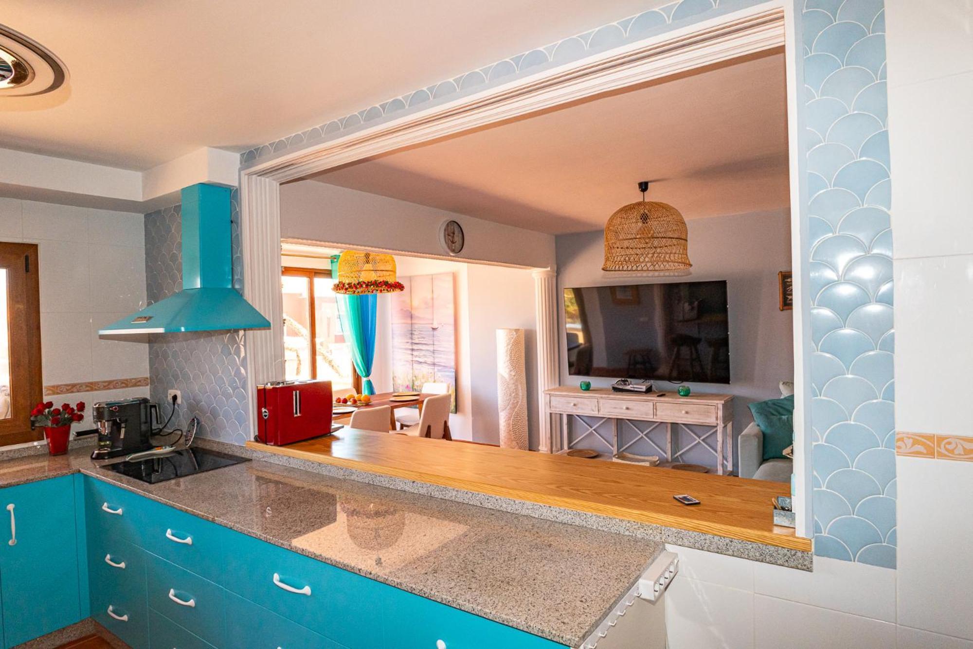 Villa Oceana - Cliffside Retreat コスタ・デ・アンティグア エクステリア 写真
