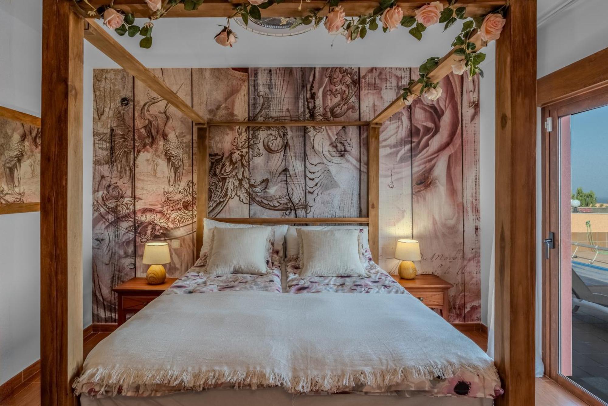 Villa Oceana - Cliffside Retreat コスタ・デ・アンティグア エクステリア 写真