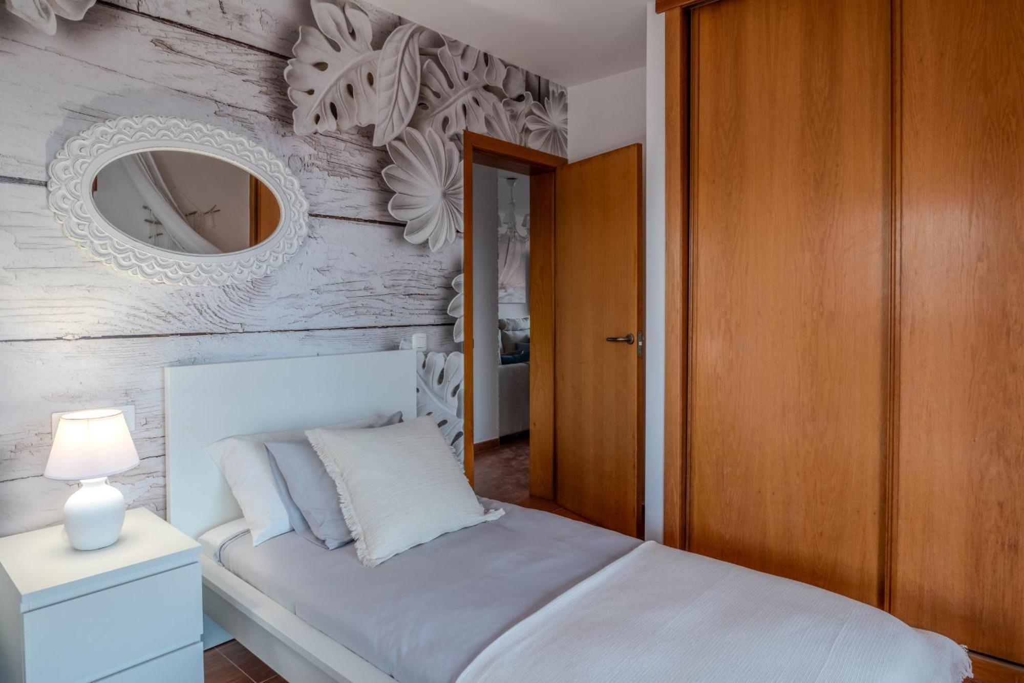 Villa Oceana - Cliffside Retreat コスタ・デ・アンティグア エクステリア 写真